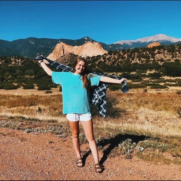 Meet your Posher, Stephanie - Picture 6 of 6